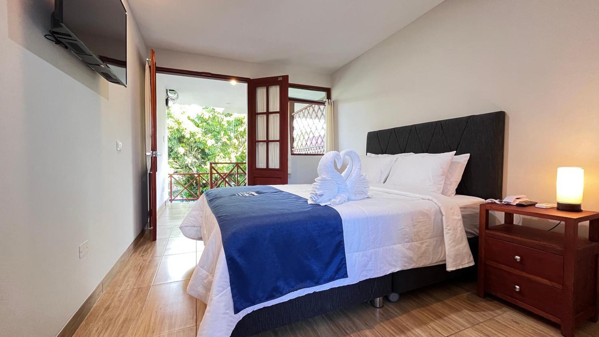 Laguna Azul Hotel & Suites Sauce Kültér fotó