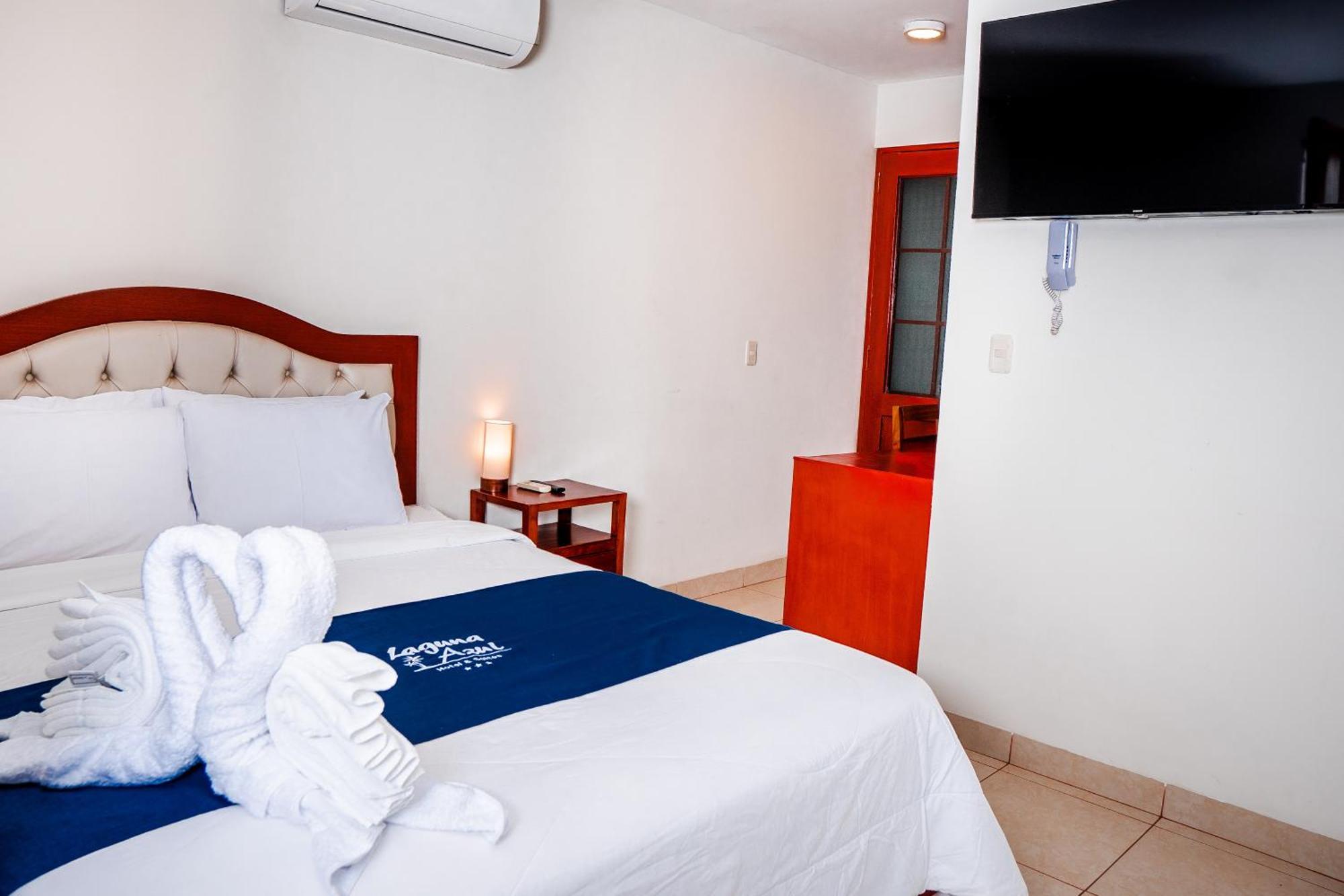 Laguna Azul Hotel & Suites Sauce Kültér fotó