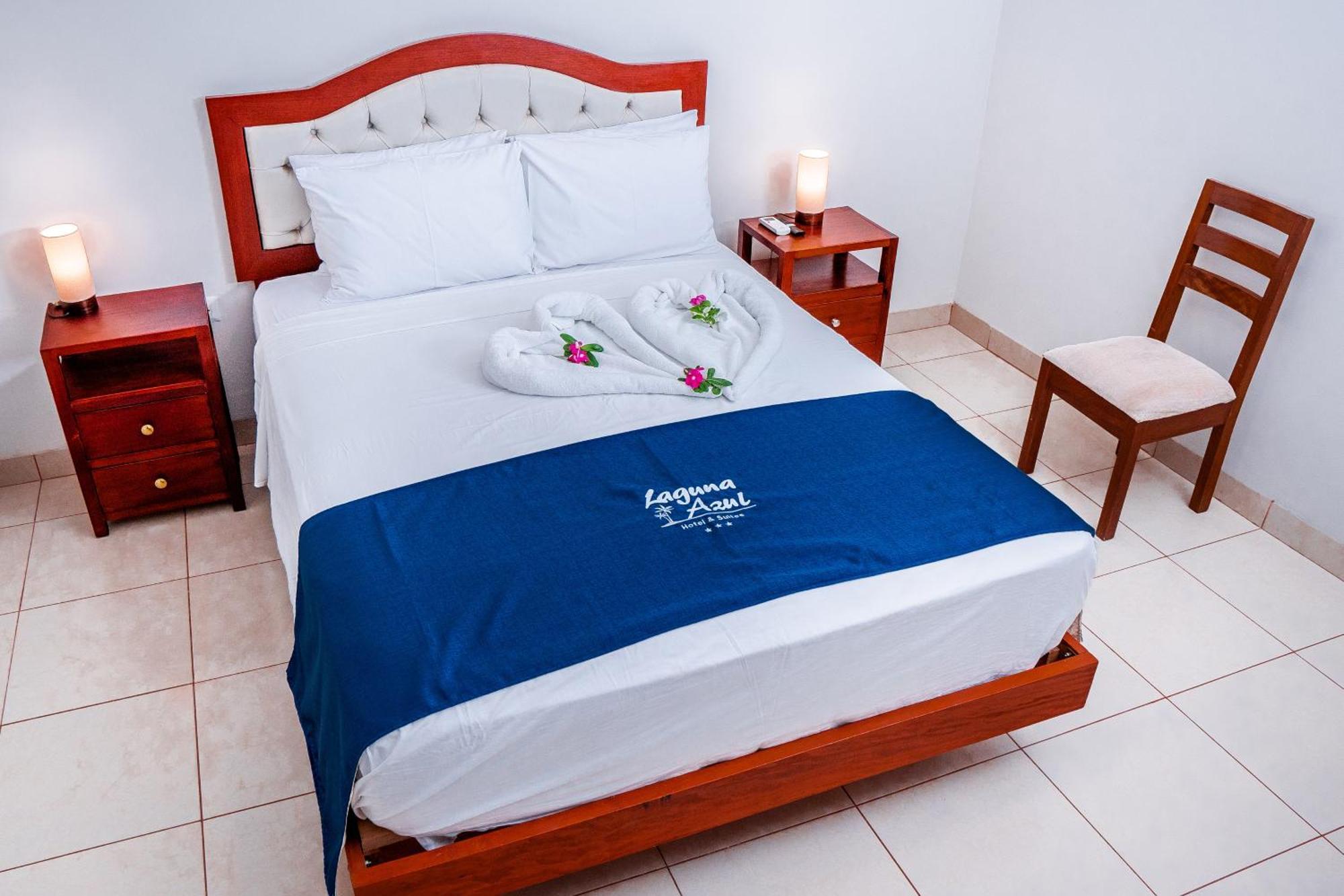 Laguna Azul Hotel & Suites Sauce Kültér fotó
