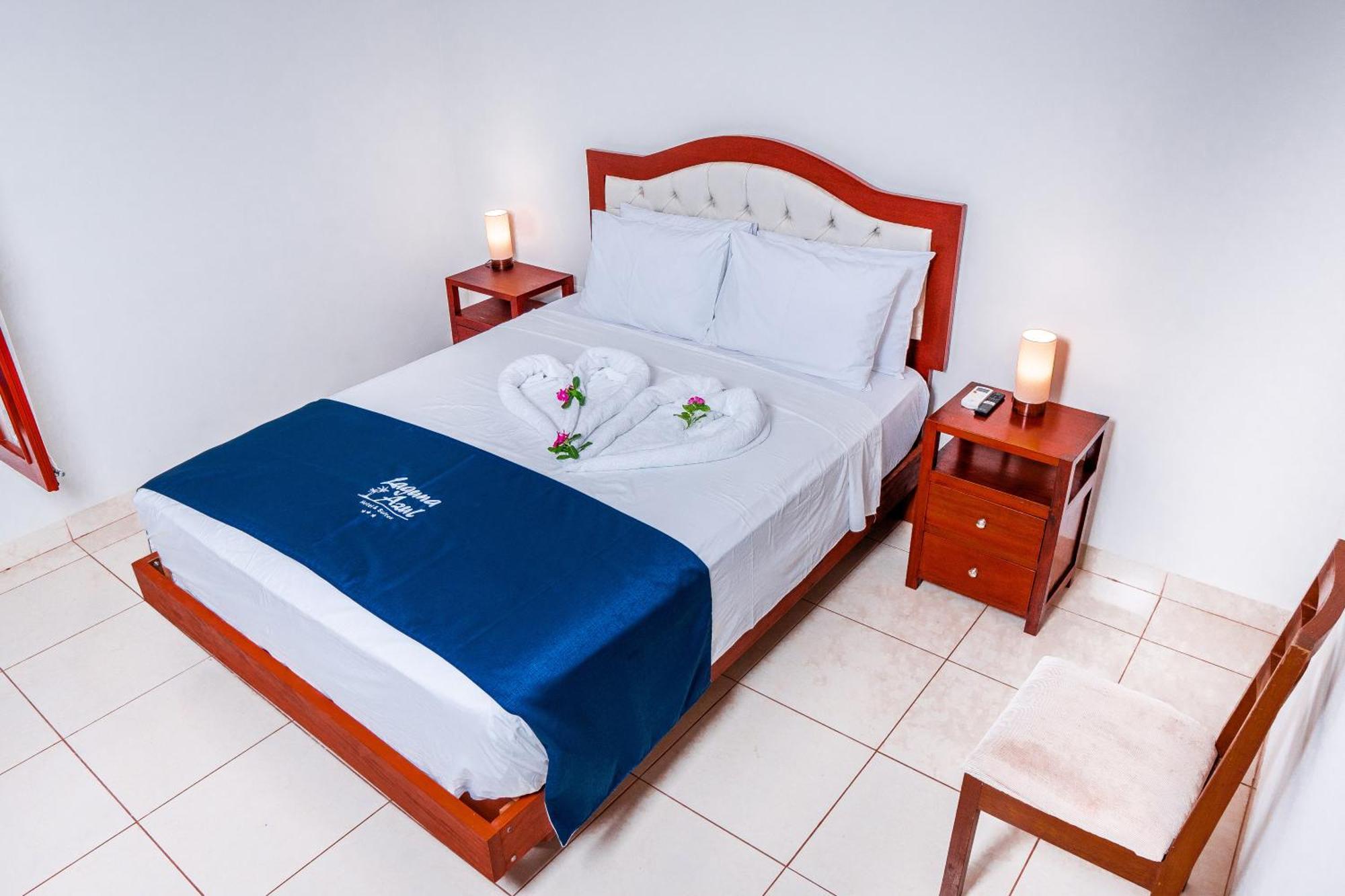 Laguna Azul Hotel & Suites Sauce Kültér fotó